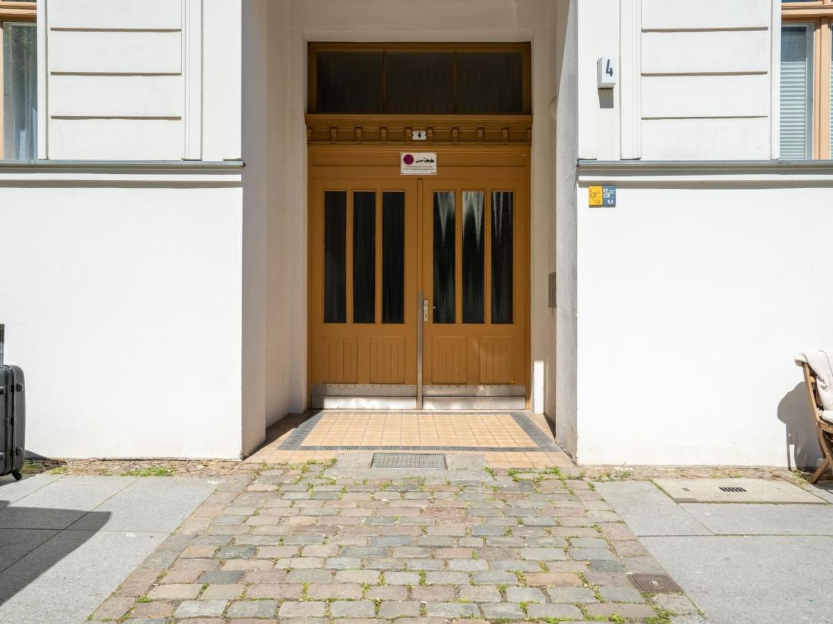 Apartments Berlin Lottumstrasse 4 Берлин Экстерьер фото